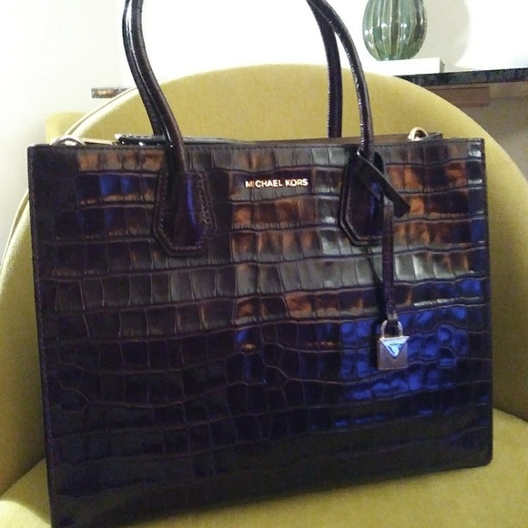 Michael Kors - Picture 2 of 8